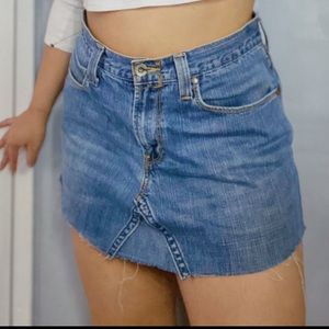 Levis skirt